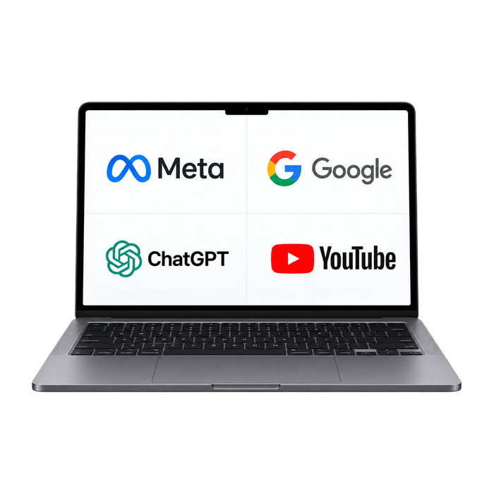 Opengeklapte laptop met op het scherm vier platformlogo’s in een raster van twee bij twee: Meta, Google, ChatGPT en YouTube.